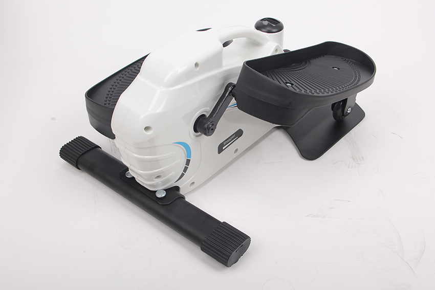 GYMFORM SEATED ELLIPTICAL
